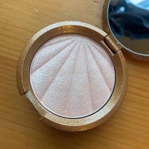 BNIB Becca Highlighter Champagne Pop Collectors